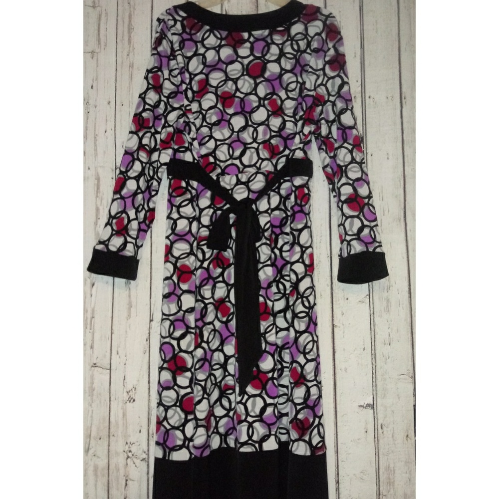 SOLD  ...Alfani. V-neck dress